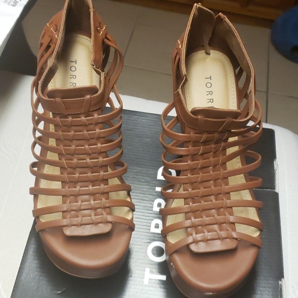 Torrid Wedges - Picture 3 of 6